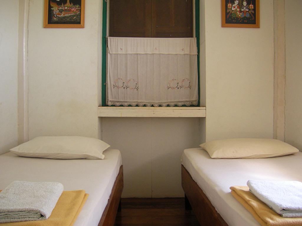 Ayutthaya Place Quarto foto